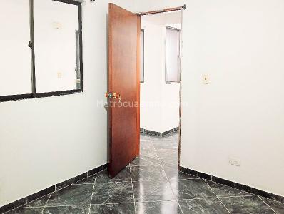 Apartamento de 2 alcobas en arriendo en La America, Medellín, 46 m² · foto 9 de 14