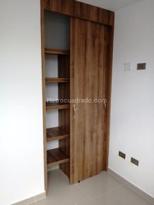 Apartamento de 2 alcobas en arriendo en El Velodromo, Medellín, 68 m² · foto 7 de 11
