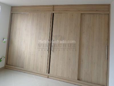Apartamento de 3 alcobas en arriendo en El Velodromo, Medellín, 90 m² · foto 7 de 9