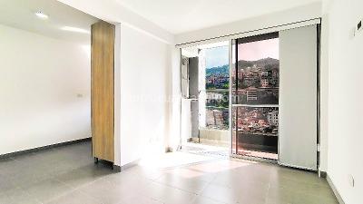 Apartamento en Arriendo, Loma De Los Bernal, Medellín