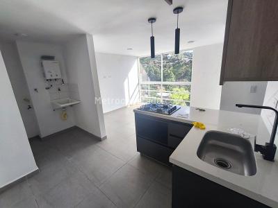 Apartamento de 3 alcobas en arriendo en Sabaneta, Sabaneta, 51 m² · foto 3 de 14