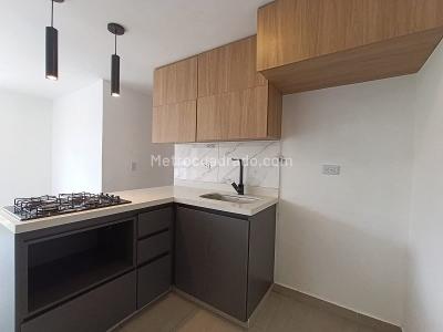 Apartamento de 3 alcobas en arriendo en Sabaneta, Sabaneta, 51 m² · foto 4 de 14