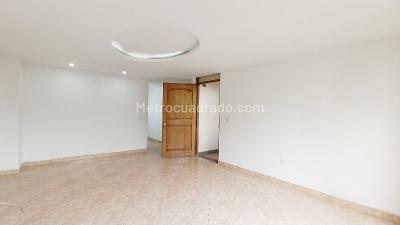 Apartamento de 3 alcobas en arriendo en Rosales, Medellín, 90 m² · foto 2 de 17
