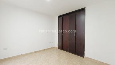 Apartamento de 3 alcobas en arriendo en Rosales, Medellín, 90 m² · foto 10 de 17