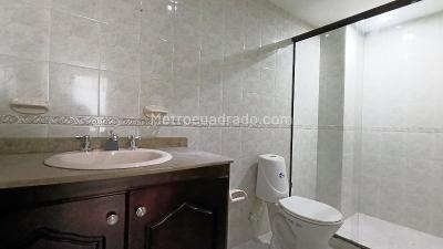 Apartamento de 3 alcobas en arriendo en Rosales, Medellín, 90 m² · foto 14 de 17