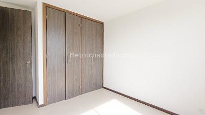 Apartamento de 2 alcobas en arriendo en El Velodromo, Medellín, 75 m² · foto 10 de 16