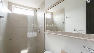 Apartamento de 2 alcobas en arriendo en El Velodromo, Medellín, 75 m² · foto 15 de 16