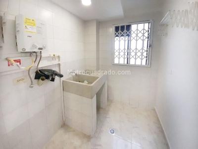 Apartamento de 2 alcobas en arriendo en Conquistadores, Medellín, 90 m² · foto 10 de 16