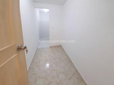Apartamento de 2 alcobas en arriendo en Conquistadores, Medellín, 90 m² · foto 14 de 16