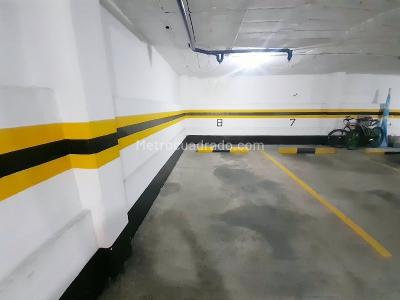 Apartamento de 2 alcobas en arriendo en Conquistadores, Medellín, 90 m² · foto 15 de 16
