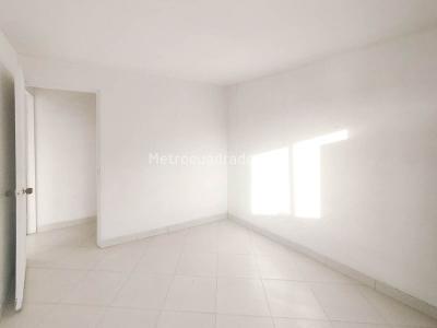 Apartamento de 2 alcobas en arriendo en Bello, Bello, 94 m² · foto 7 de 11