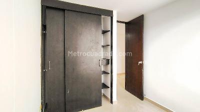 Apartamento de 3 alcobas en arriendo en Los Colores, Medellín, 57 m² · foto 6 de 15