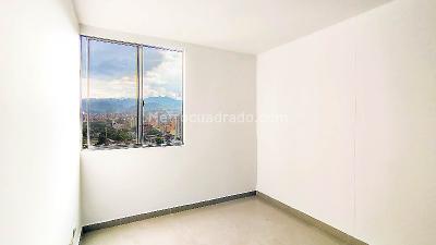 Apartamento de 3 alcobas en arriendo en Los Colores, Medellín, 57 m² · foto 7 de 15