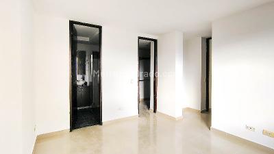 Apartamento de 3 alcobas en arriendo en Los Colores, Medellín, 57 m² · foto 8 de 15