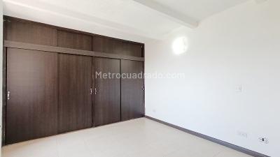 Apartamento de 3 alcobas en arriendo en Calasanz, Medellín, 75 m² · foto 8 de 20