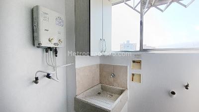 Apartamento de 3 alcobas en arriendo en Calasanz, Medellín, 75 m² · foto 9 de 20