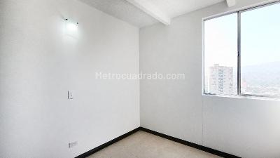 Apartamento de 3 alcobas en arriendo en Calasanz, Medellín, 75 m² · foto 10 de 20