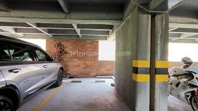 Apartamento de 3 alcobas en arriendo en Calasanz, Medellín, 75 m² · foto 19 de 20
