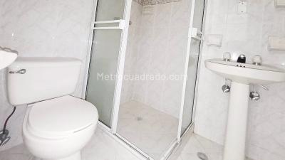 Apartamento de 3 alcobas en arriendo en San Joaquin, Medellín, 85 m² · foto 16 de 17