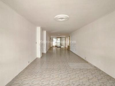 Casa de 3 alcobas en arriendo en La Palma, Medellín, 200 m² · foto 2 de 20