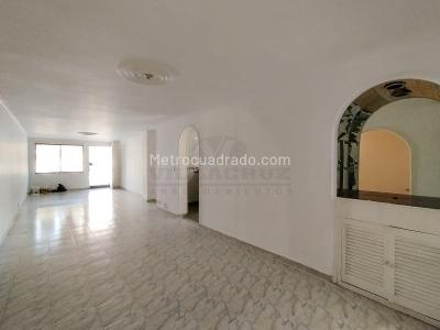 Casa de 3 alcobas en arriendo en La Palma, Medellín, 200 m² · foto 3 de 20