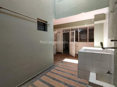 Casa de 3 alcobas en arriendo en La Palma, Medellín, 200 m² · foto 19 de 20