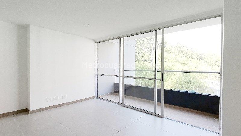 2BR Apartment with Amenities in Sabaneta - 2