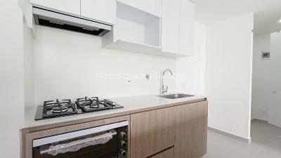 Apartamento de 2 alcobas en arriendo en Sabaneta, Sabaneta, 63 m² · foto 3 de 19