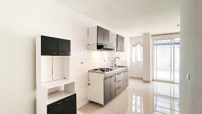 Apartamento de 3 alcobas en arriendo en Laureles, Medellín, 144 m² · foto 3 de 17