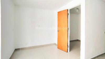 Apartamento de 3 alcobas en arriendo en Laureles, Medellín, 144 m² · foto 5 de 17