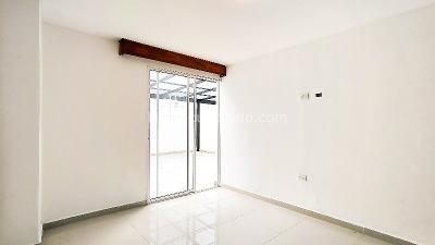 Apartamento de 3 alcobas en arriendo en Laureles, Medellín, 144 m² · foto 10 de 17