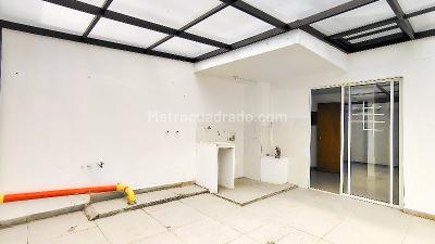 Apartamento de 3 alcobas en arriendo en Laureles, Medellín, 144 m² · foto 12 de 17