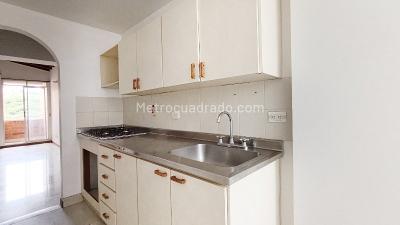Apartamento de 3 alcobas en arriendo en La América, Medellín, 86 m² · foto 7 de 15