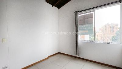 Apartamento de 3 alcobas en arriendo en La América, Medellín, 86 m² · foto 14 de 15