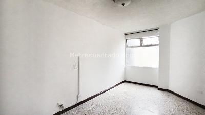 Apartamento de 2 alcobas en arriendo en La América, Medellín, 108 m² · foto 8 de 15