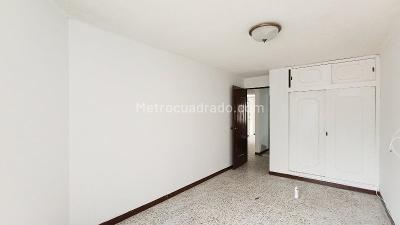 Apartamento de 2 alcobas en arriendo en La América, Medellín, 108 m² · foto 9 de 15