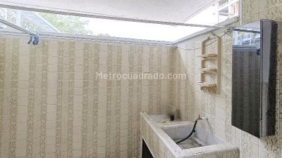 Apartamento de 2 alcobas en arriendo en La América, Medellín, 108 m² · foto 11 de 15