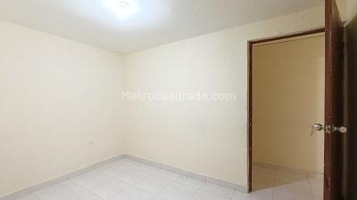 Apartamento de 3 alcobas en arriendo en Antonio Nariño, Medellín, 72 m² · foto 9 de 14