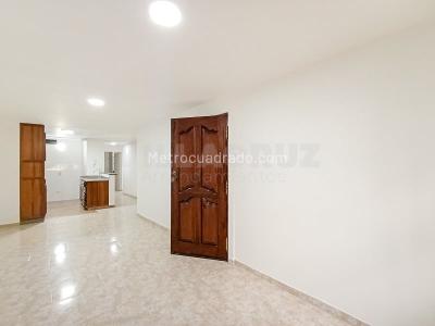 Apartamento de 3 alcobas en arriendo en Simon Bolivar, Medellín, 135 m² · foto 2 de 18