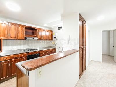 Apartamento de 3 alcobas en arriendo en Simon Bolivar, Medellín, 135 m² · foto 3 de 18