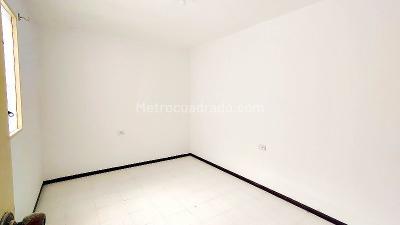 Apartamento de 2 alcobas en arriendo en Veinte De Julio, Medellín, 47 m² · foto 6 de 12