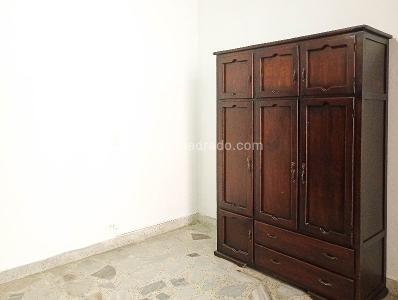 Casa de 5 alcobas en arriendo en Boston, Medellín, 280 m² · foto 9 de 20
