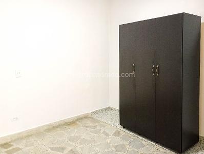 Casa de 5 alcobas en arriendo en Boston, Medellín, 280 m² · foto 11 de 20