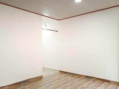 Casa de 5 alcobas en arriendo en Boston, Medellín, 280 m² · foto 4 de 20
