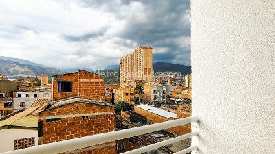 Apartamento de 2 alcobas en arriendo en Cristobal, Medellín, 50 m² · foto 10 de 12