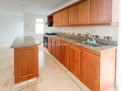 Apartamento de 4 alcobas en venta en Calasanz, Medellín, 185 m² · foto 5 de 20