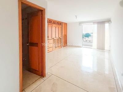 Apartamento de 4 alcobas en venta en Calasanz, Medellín, 185 m² · foto 6 de 20