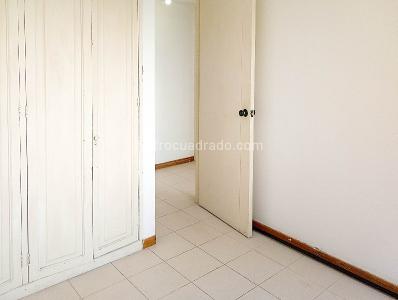 Apartamento de 3 alcobas en arriendo en La Pradera, Medellín, 77 m² · foto 5 de 16