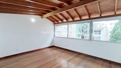 Apartamento de 3 alcobas en arriendo en Laureles, Medellín, 78 m² · foto 12 de 16