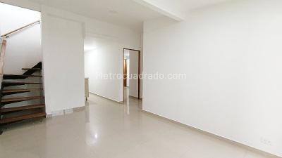 Apartamento de 3 alcobas en arriendo en Laureles, Medellín, 78 m² · foto 2 de 16